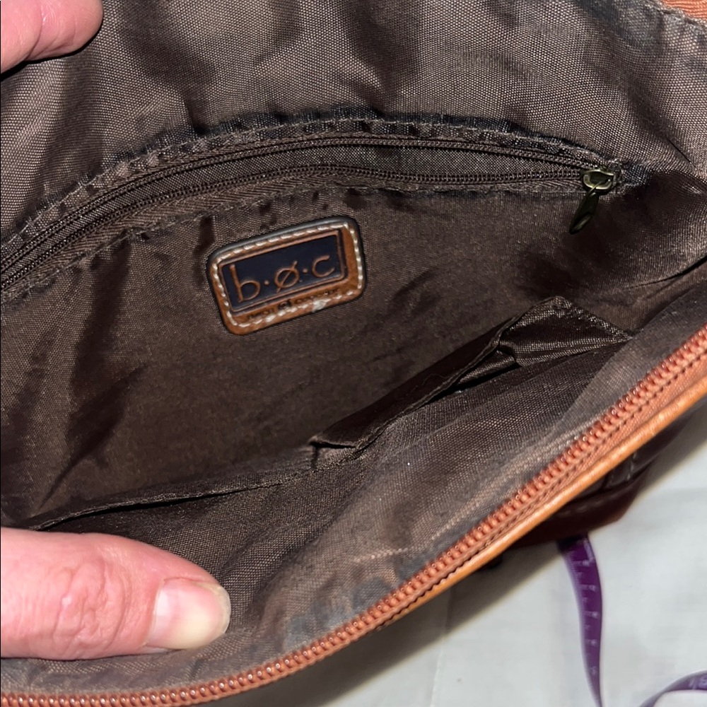 BOC BORN Brown vegan Leather Crossbody Bag EUC - Picture 8 of 11